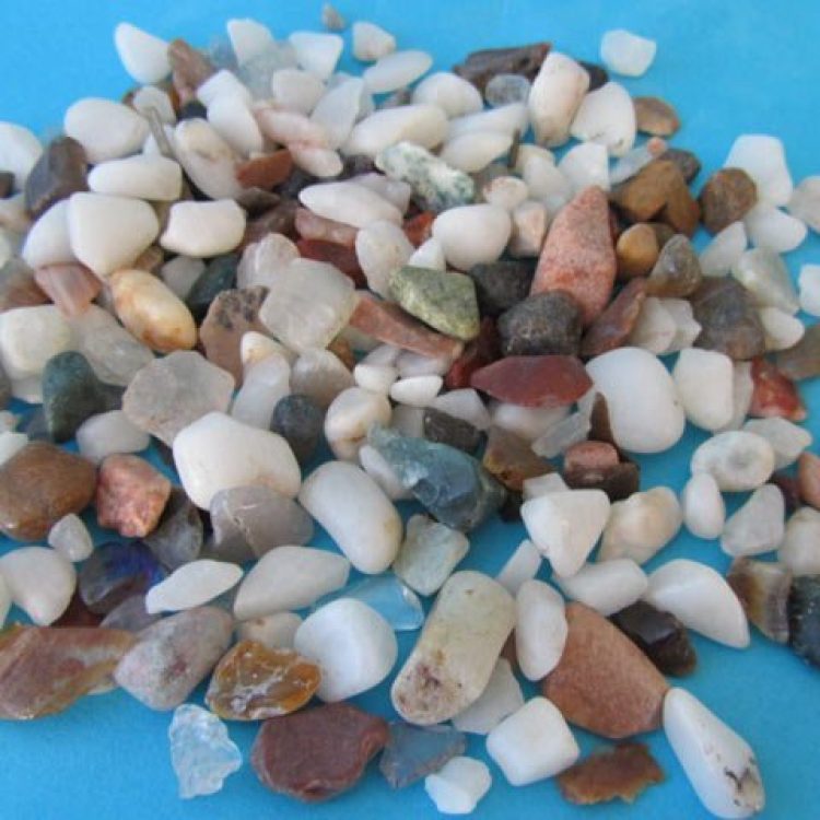 Red Sea Pebbles