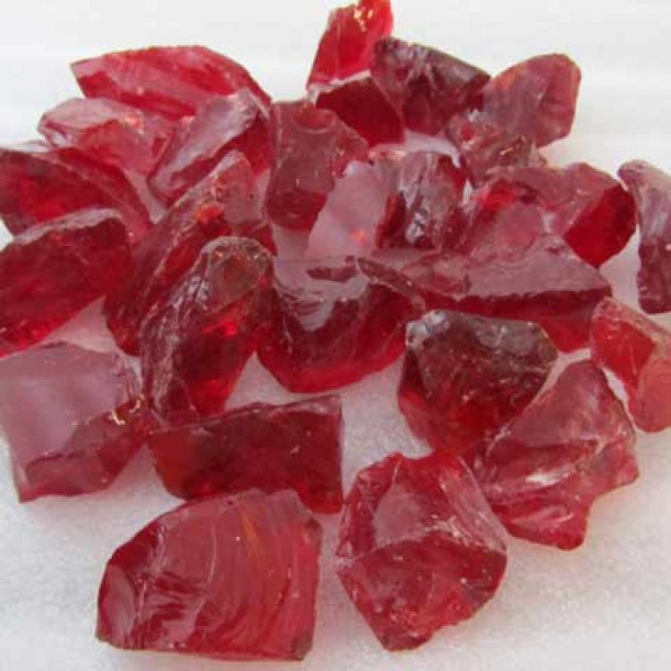 Red Recycled Glass Chippings