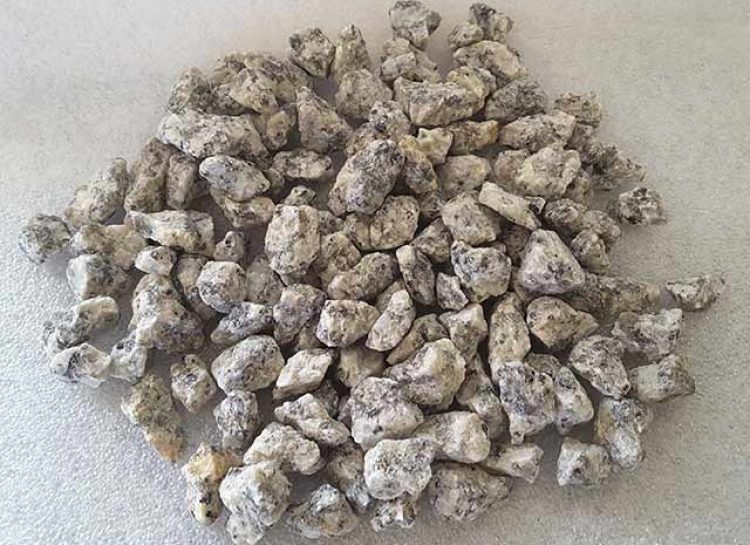 Silver Grey Granite Chippings